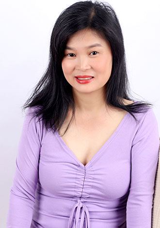 Gorgeous profiles only: caring member Sanyuan from Beijing