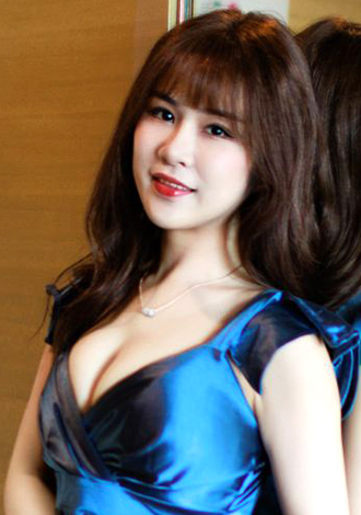 Date the member of your dreams: China member Jun from Shanghai